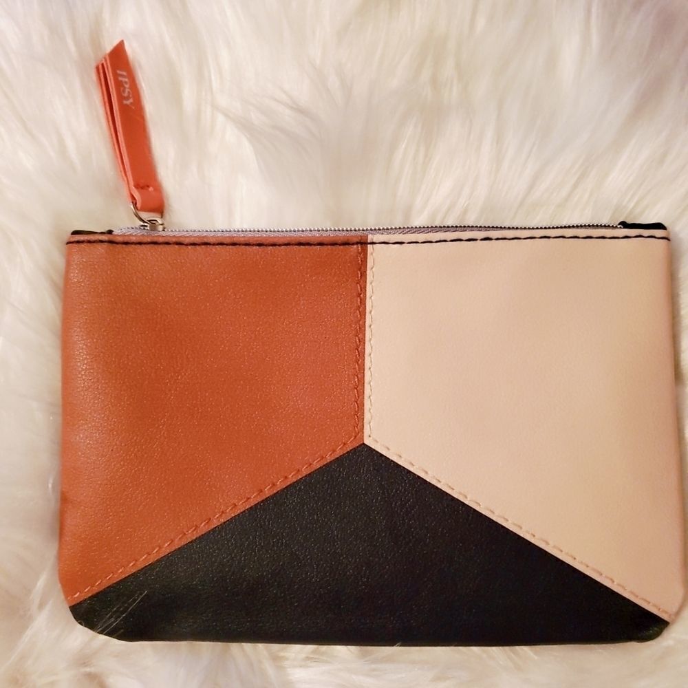 Ipsy makeup bag 